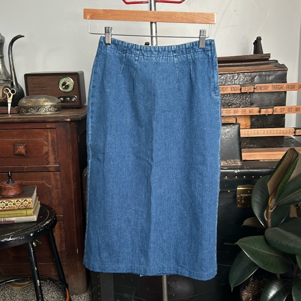 Vintage Eddie Bauer denim Jean skirt chambray midi skirt Sz 4P 10% cotton